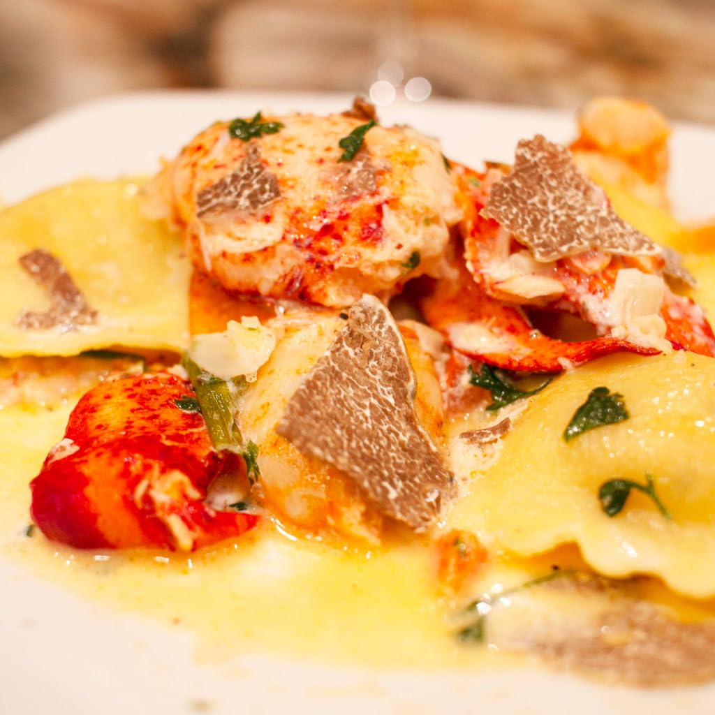 Maine Lobster CNK Meat | Fully Cooked Ready to Eat Claw and Knuckle Meat | Sustainably Wild-Caught American Lobster | Hand Picked Fresh Flash Frozen and Sealed (1 Pound